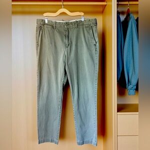 Dockers Men’s D3 Classic Fit Khaki Chinos Size W40 x L30